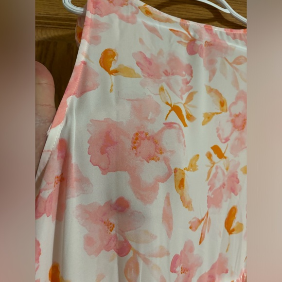 BNWT Floral Tiered Mini Dress - Picture 12 of 17